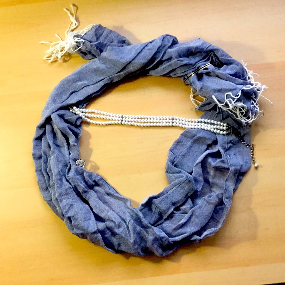 Scarf
